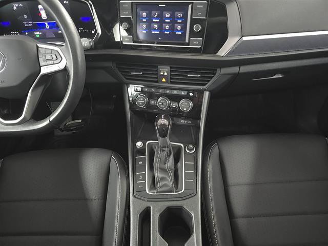 Used 2024 Volkswagen Jetta SE w/ Panoramic Sunroof Package FWD image 38
