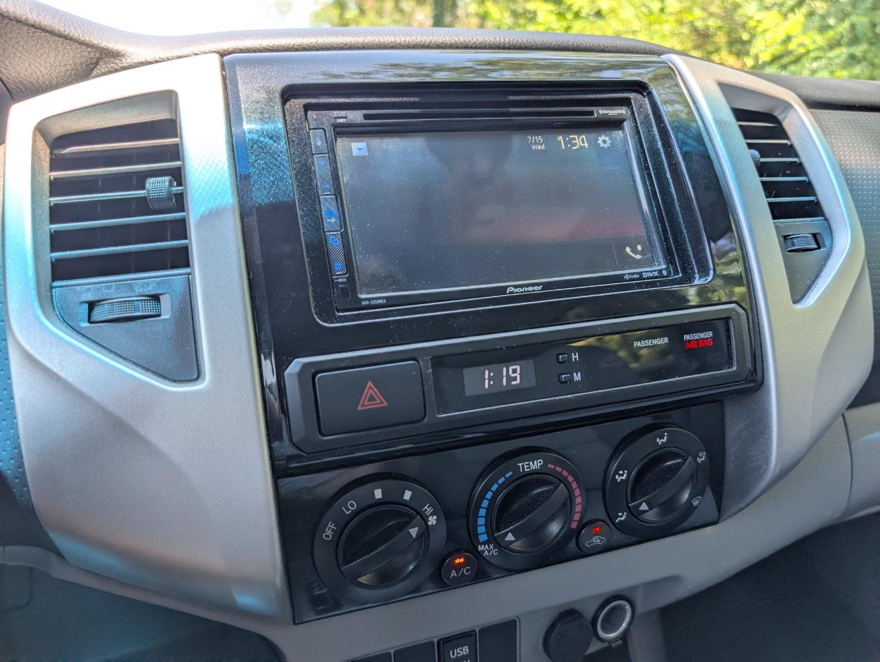 Used 2013 Toyota Tacoma PreRunner w/ SR5 Pkg RWD image 17