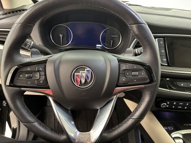 Used 2024 Buick Enclave Avenir w/ Avenir Technology Package image 22