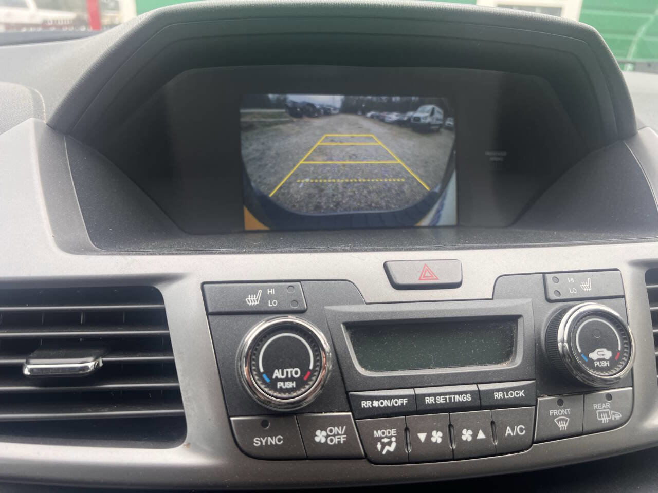 Used 2016 Honda Odyssey Touring Elite image 16