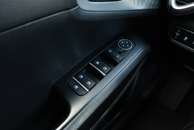 Used 2023 Kia Soul LX FWD image 19