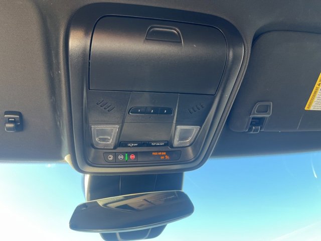 Used 2024 Cadillac XT4 Premium Luxury image 50