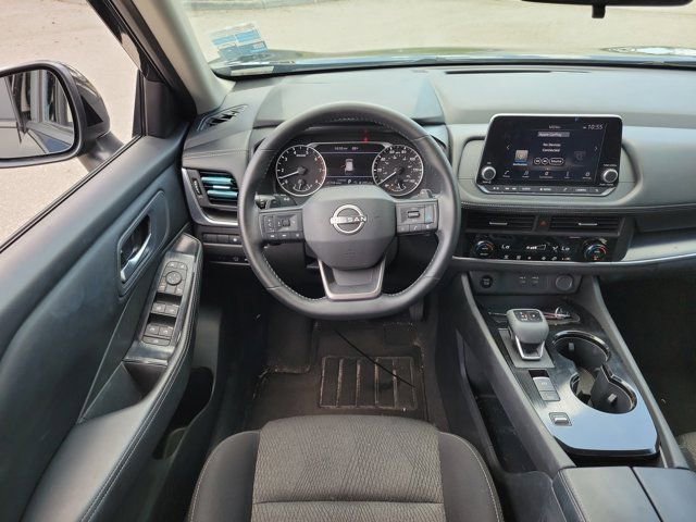 Used 2026 Nissan Rogue SV FWD image 17