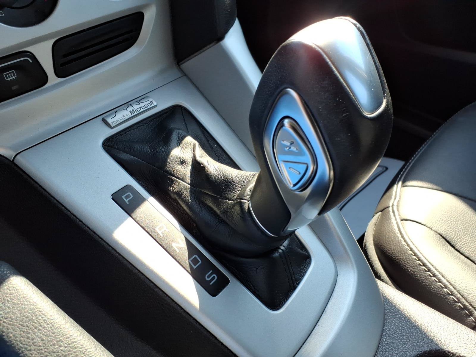 Used 2014 Ford Focus SE w/ Equipment Group 201A FWD image 20