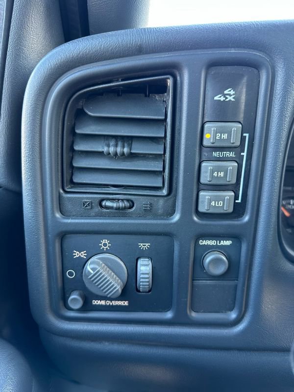 Used 2002 Chevrolet Silverado 2500 LS image 15