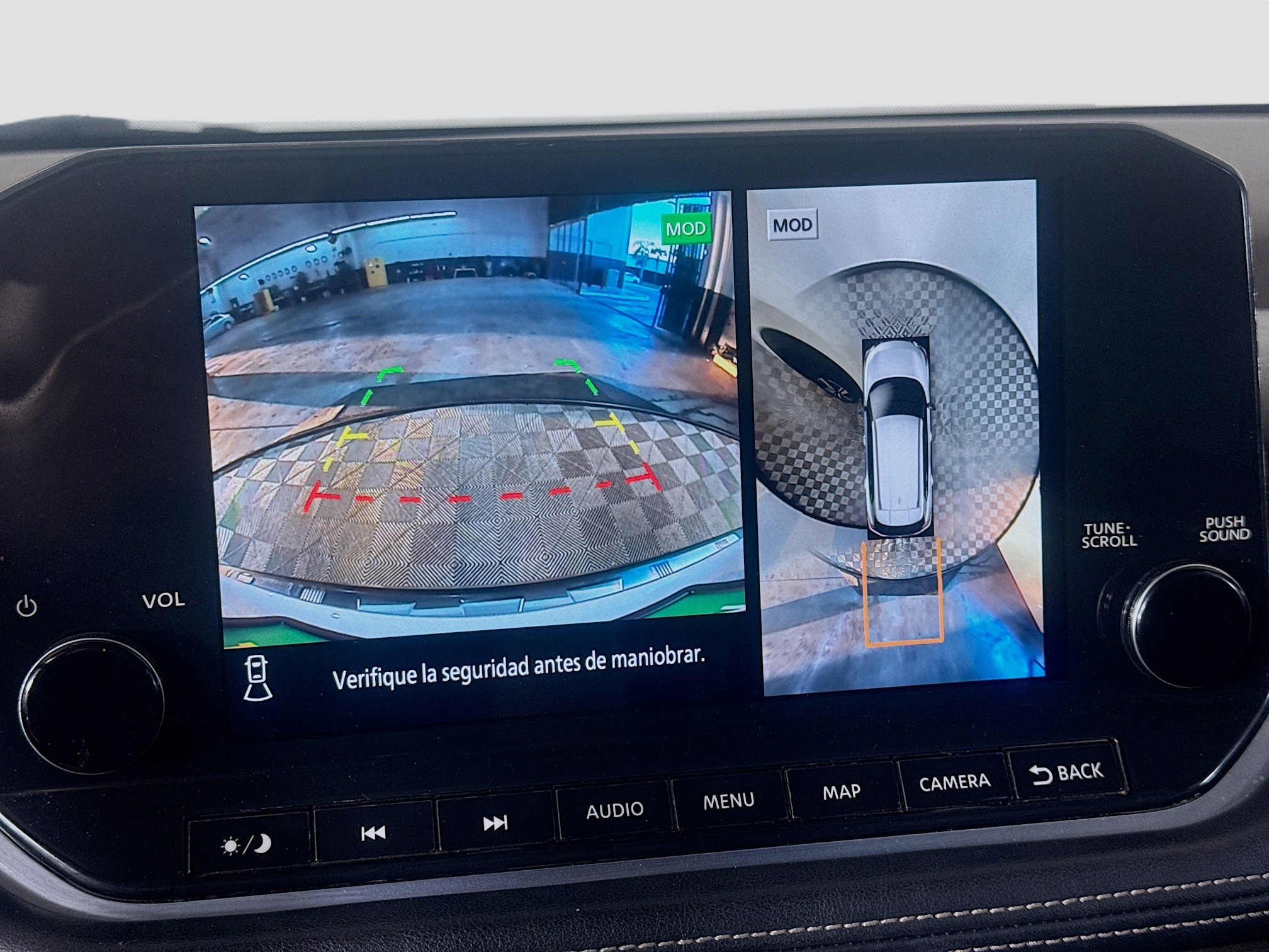 Used 2022 Nissan Rogue Platinum w/ Head-Up Display Package image 19