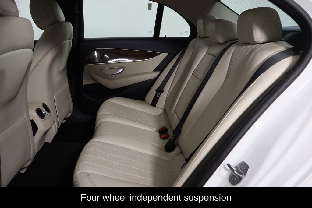 Used 2017 Mercedes-Benz E 300 4MATIC image 10