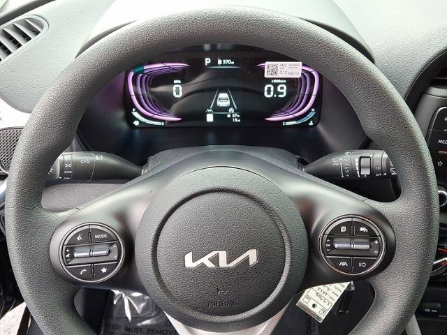 New 2025 Kia Soul LX image 9