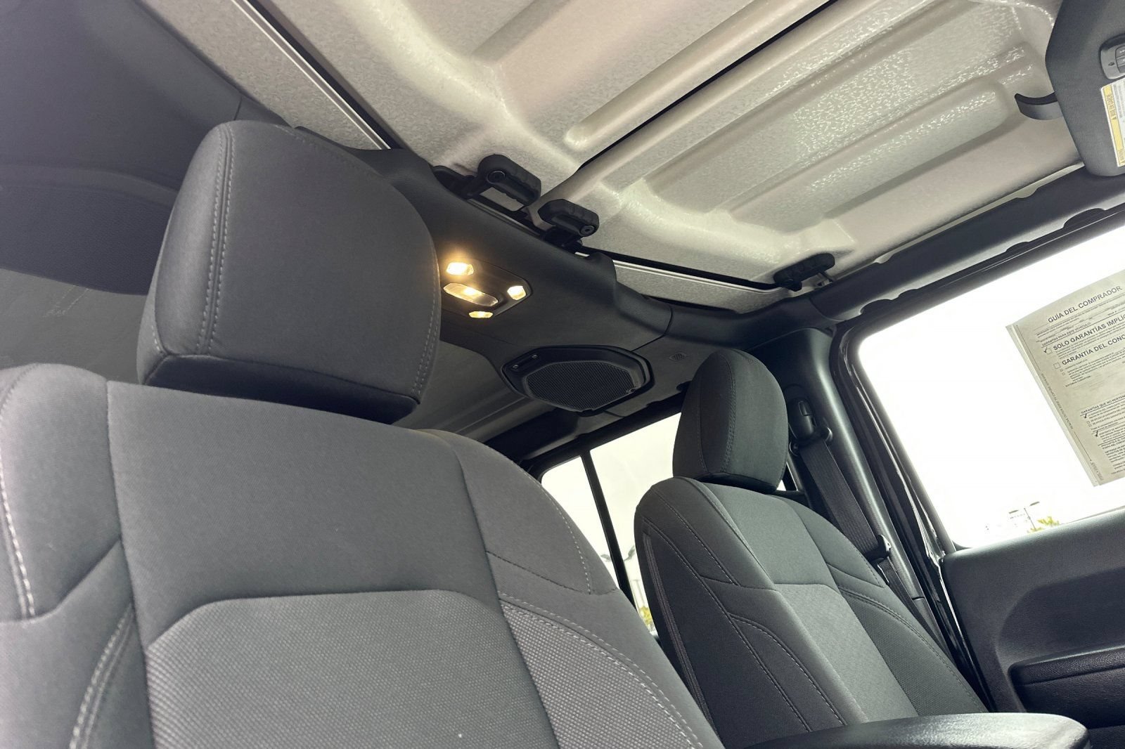 Used 2022 Jeep Gladiator Sport AWD/4WD image 19