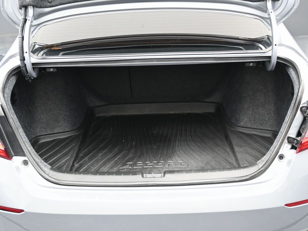 Used 2021 Honda Accord Sport image 15