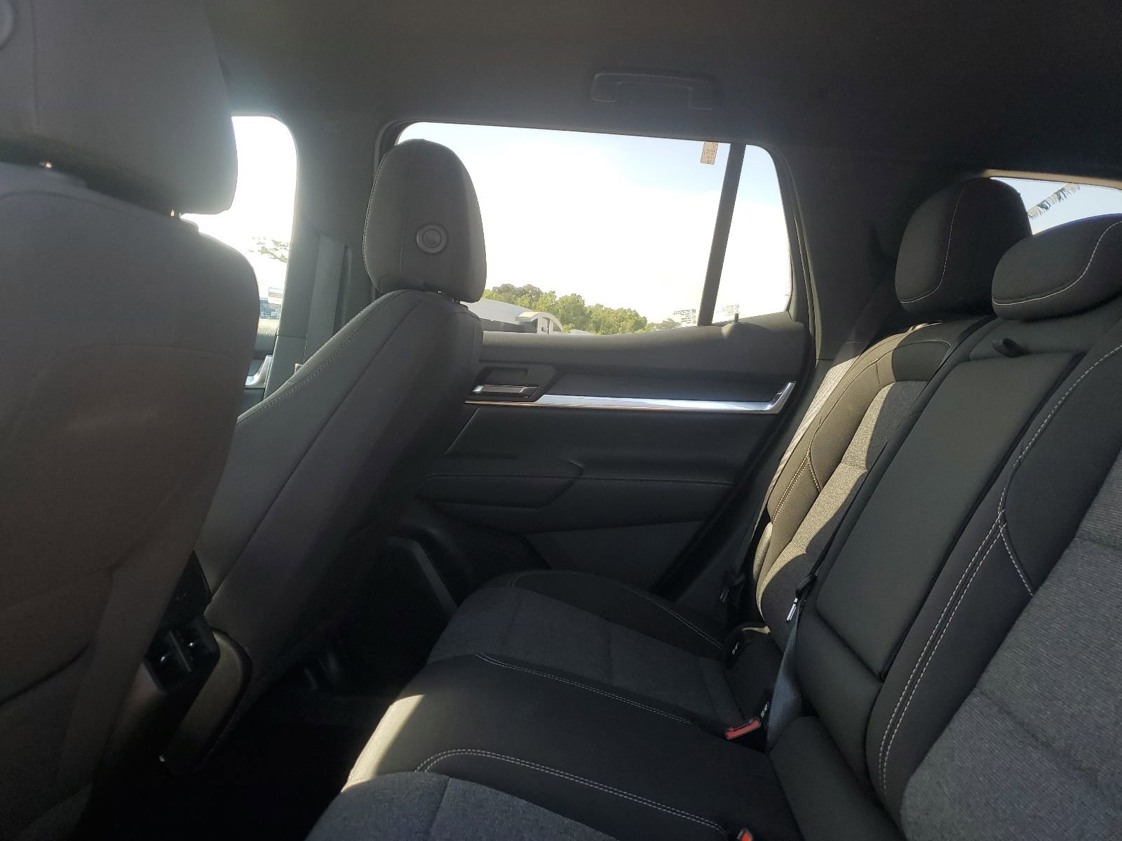 Used 2025 GMC Terrain Elevation image 9