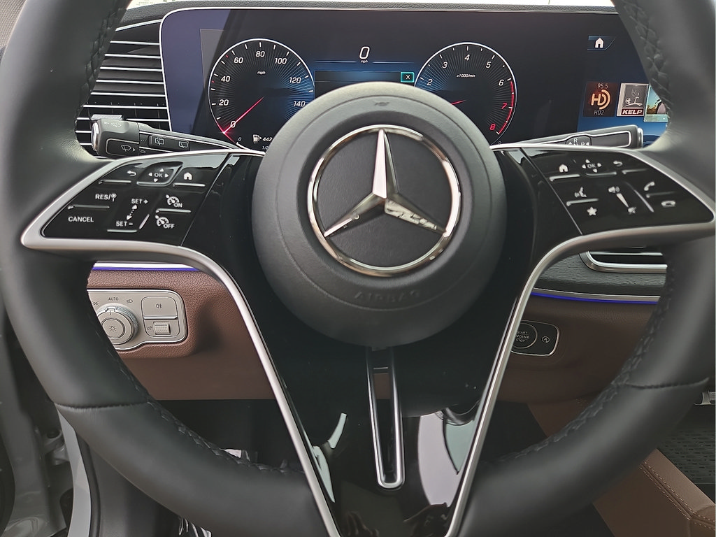 New 2026 Mercedes-Benz GLE 450 4MATIC image 25