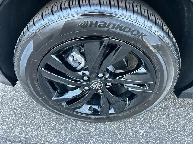 Certified 2025 Buick Encore GX Sport Touring w/ Advanced Technology Package image 31
