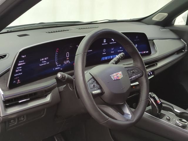 Used 2024 Cadillac XT4 Sport AWD/4WD image 9