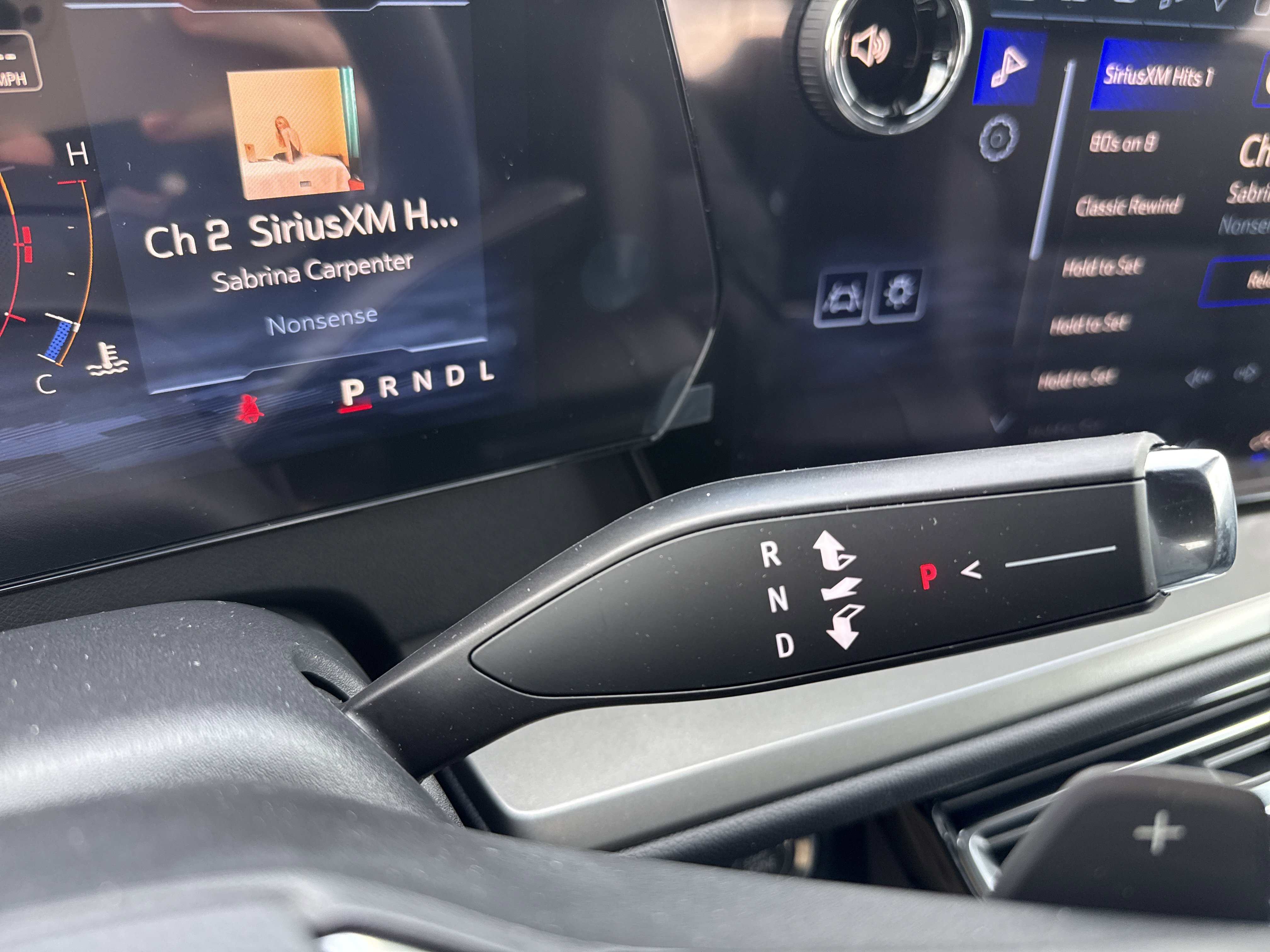 New 2026 Chevrolet Traverse LT w/ LPO, Floor Liner Package image 24