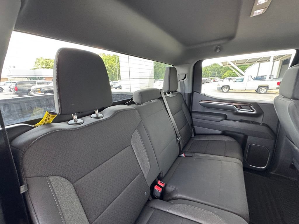 Used 2023 Chevrolet Silverado 1500 LT AWD/4WD image 26