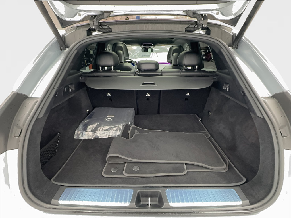 Used 2023 Mercedes-Benz EQE 350+ SUV w/ Exclusive Trim Package image 19