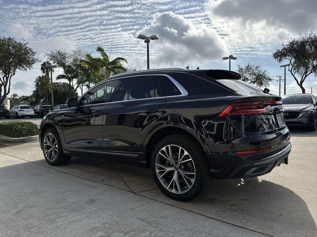 Used 2021 Audi Q8 Premium Plus w/ Premium Plus Package image 27