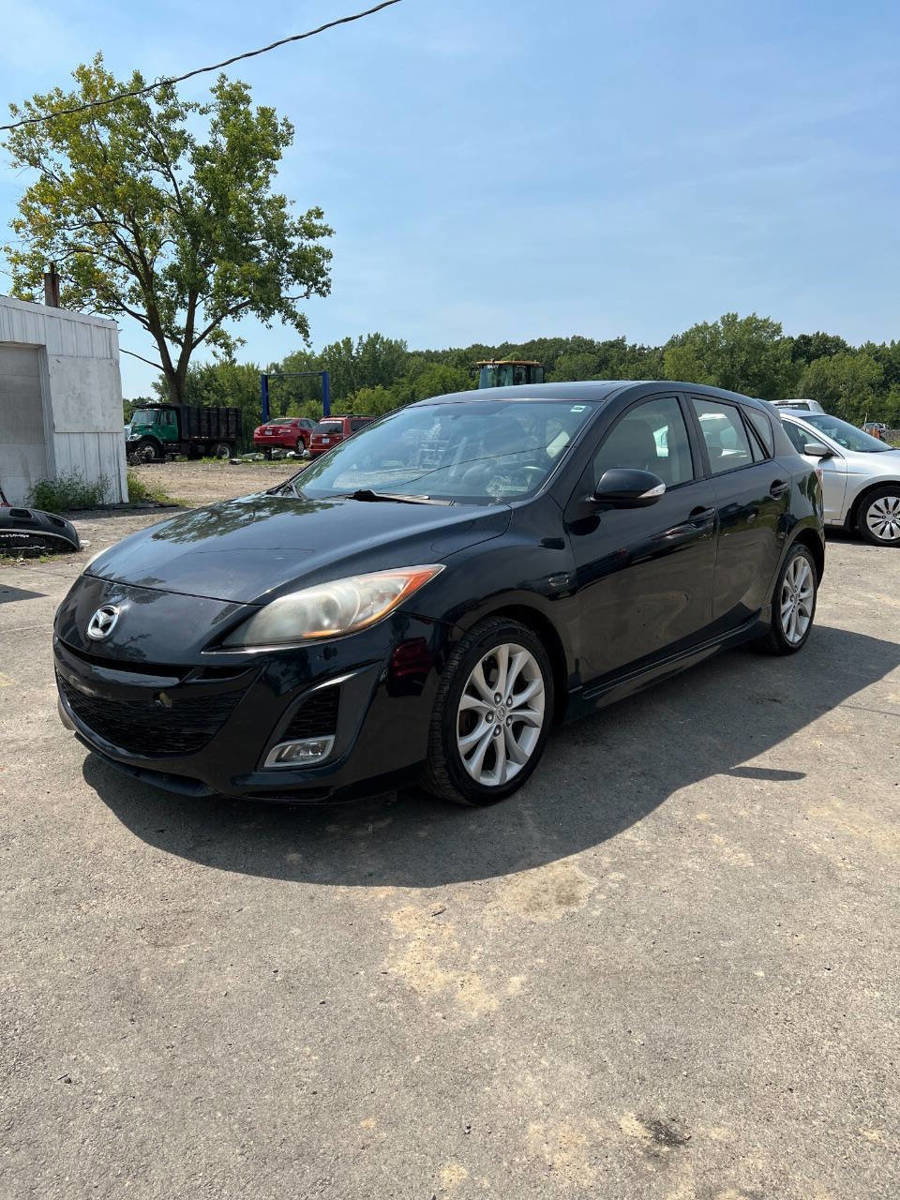 Used 2010 MAZDA MAZDA3 s Sport FWD image 2