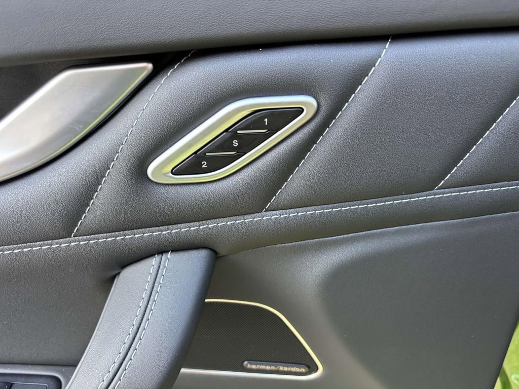 New 2023 Maserati Levante Modena image 28