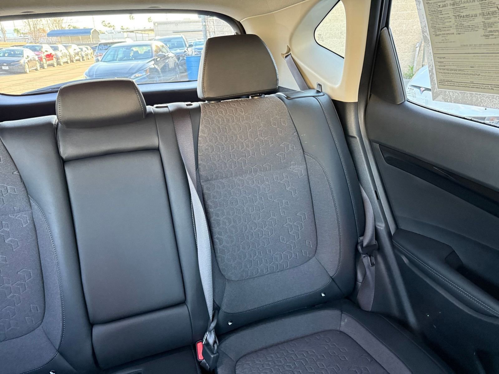Used 2025 Kia Seltos S image 38