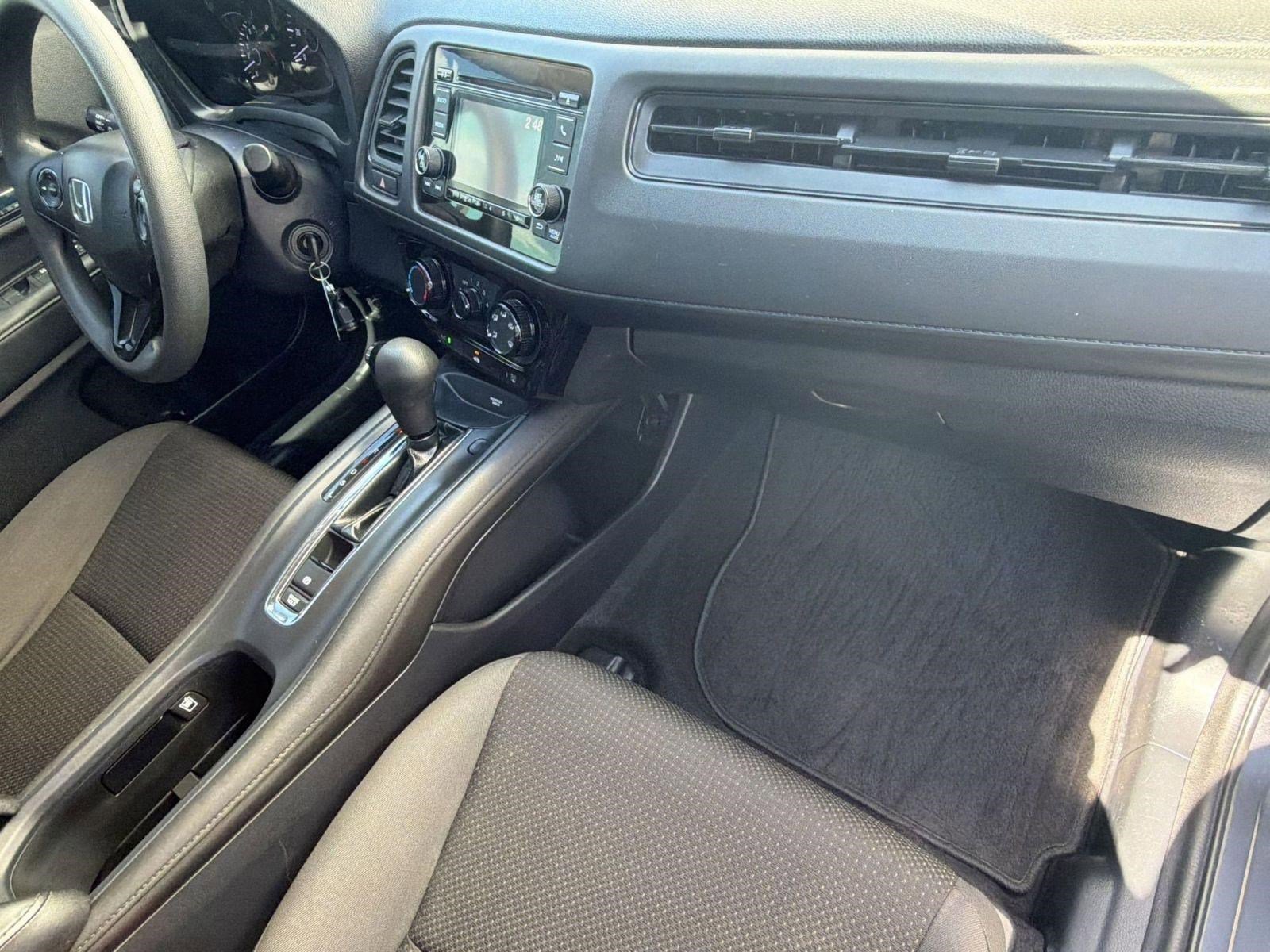Used 2021 Honda HR-V LX image 34
