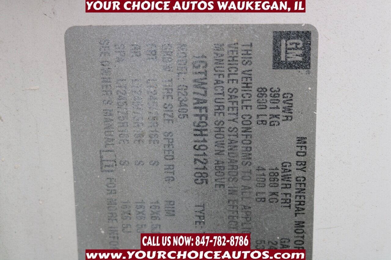 Used 2017 GMC Savana 2500 RWD image 37