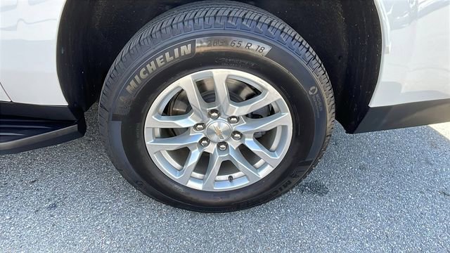 Used 2022 Chevrolet Suburban LS image 29