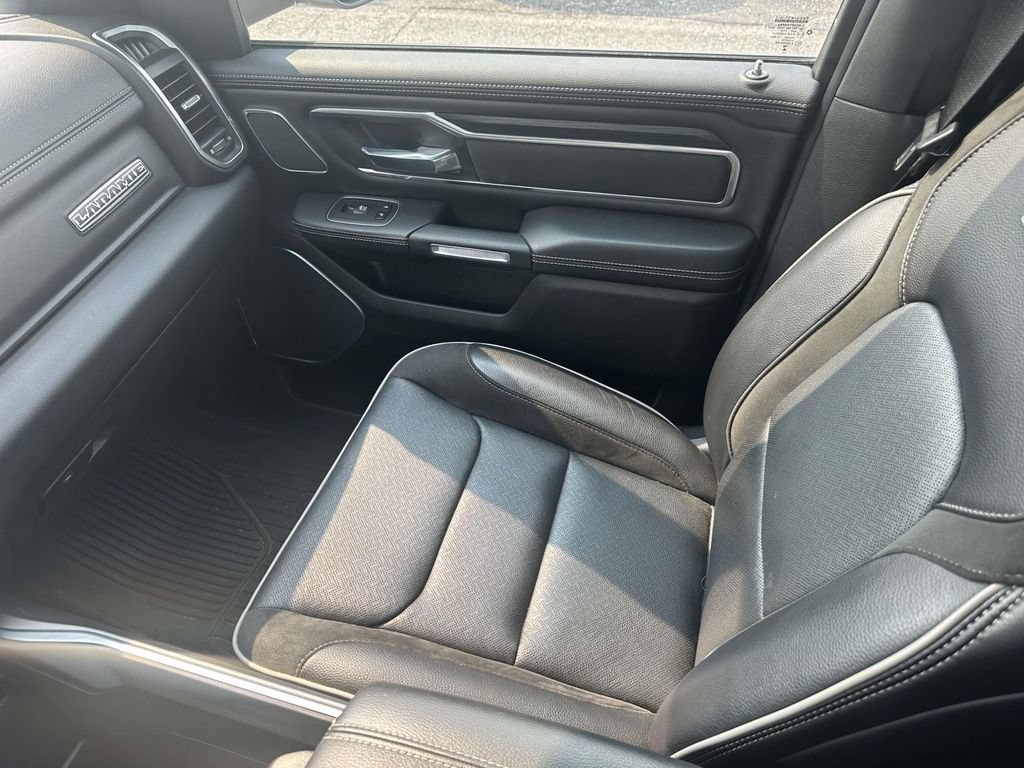 Used 2023 RAM 1500 Laramie AWD/4WD image 31