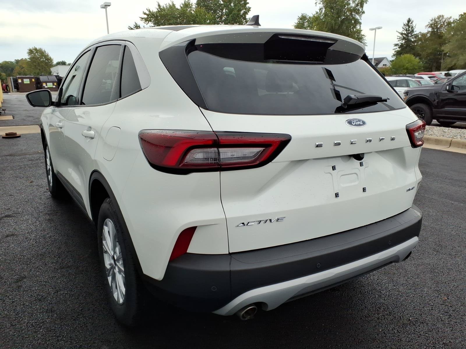Certified 2023 Ford Escape Active w/ Tech Pack #2 AWD/4WD image 4