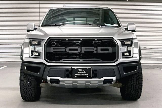 Used 2019 Ford F150 Raptor w/ Equipment Group 802A Luxury AWD/4WD image 2