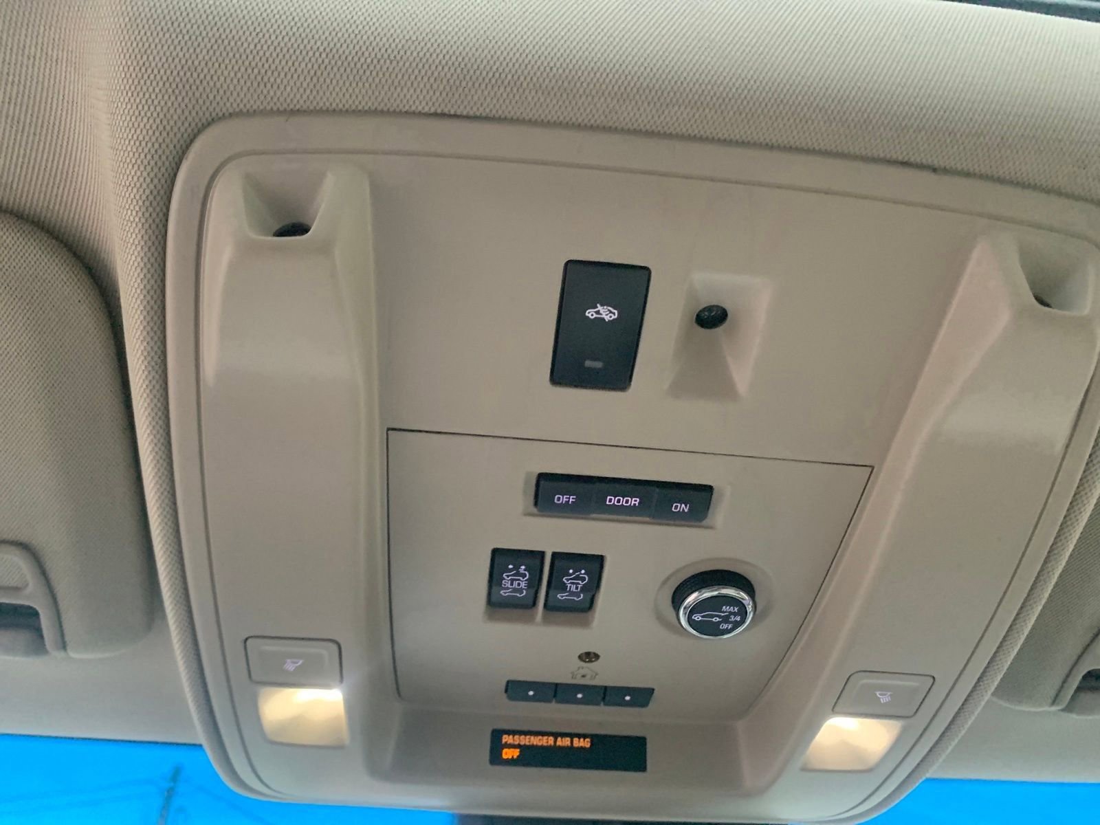 Used 2016 GMC Yukon XL Denali w/ Open Road Package image 19