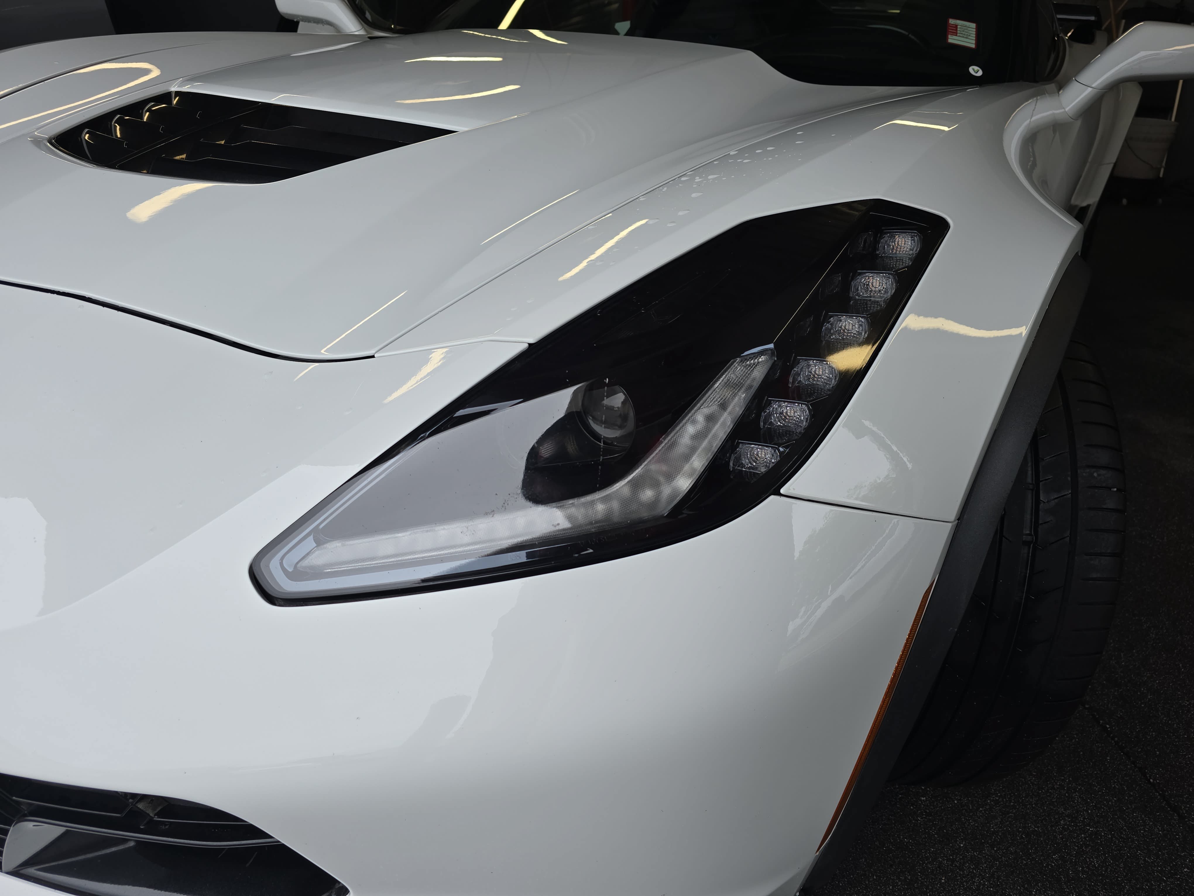 Used 2015 Chevrolet Corvette Z06 w/ 2LZ Preferred Equipment Group RWD image 33