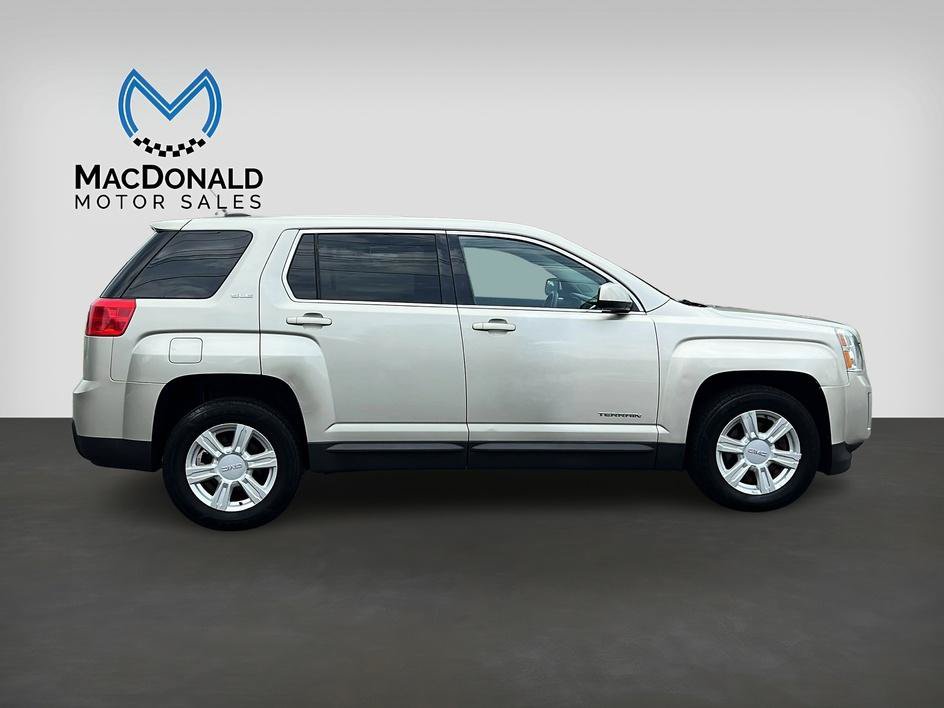 Used 2015 GMC Terrain SLE AWD/4WD image 8