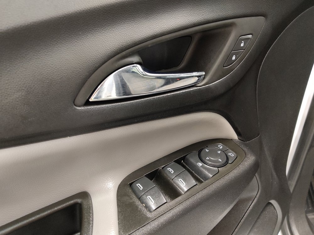Used 2023 Chevrolet Equinox LT FWD image 27