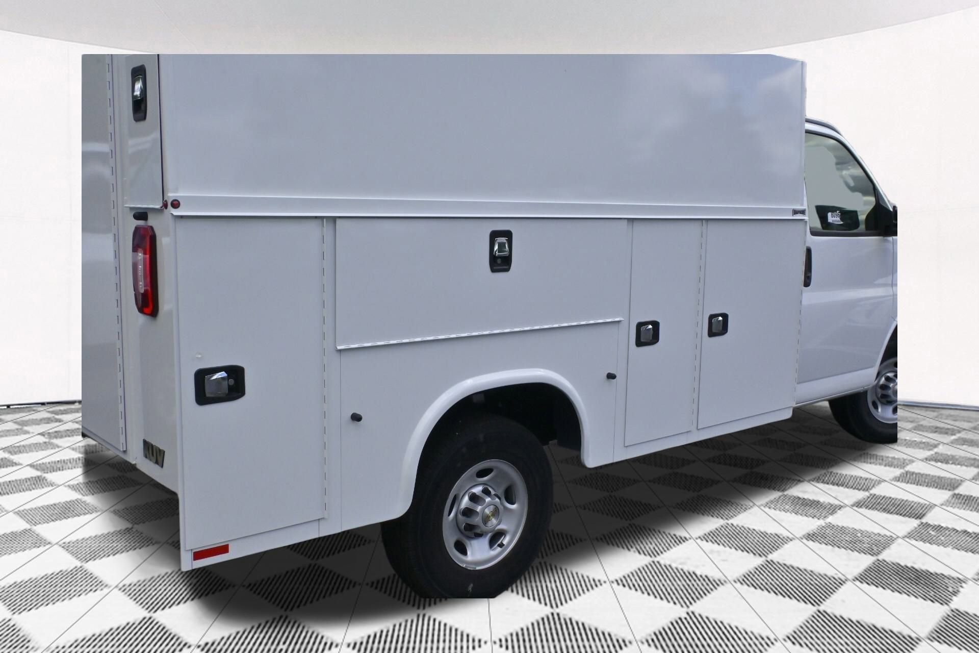 New 2025 Chevrolet Express 3500 w/ Power Convenience Package RWD image 18