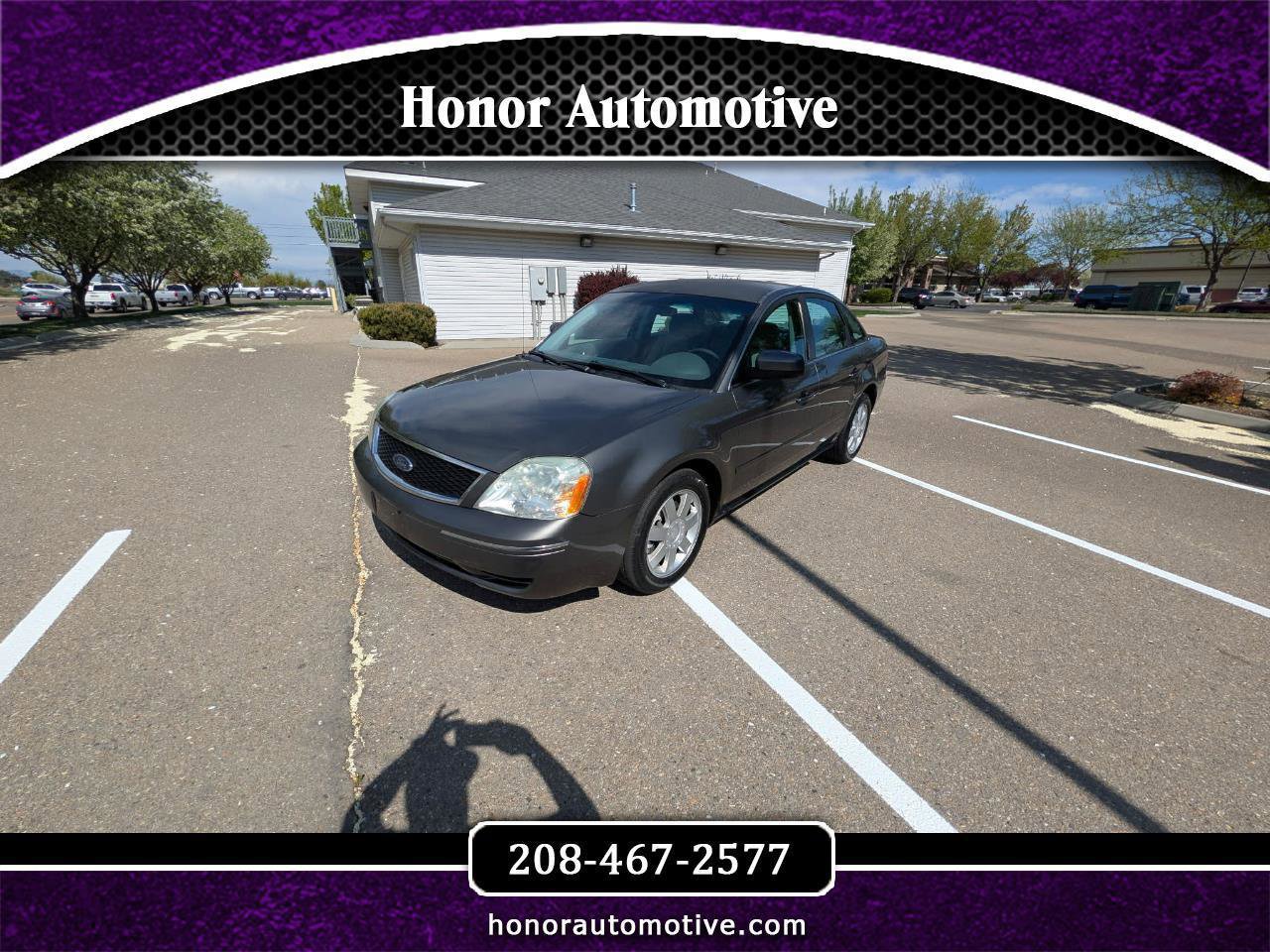 Used 2005 Ford Five Hundred SE image 1