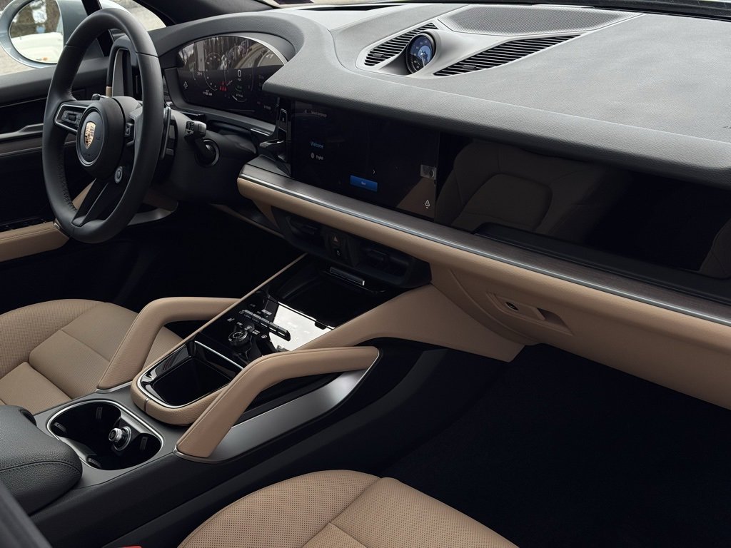 New 2025 Porsche Cayenne E-Hybrid image 38