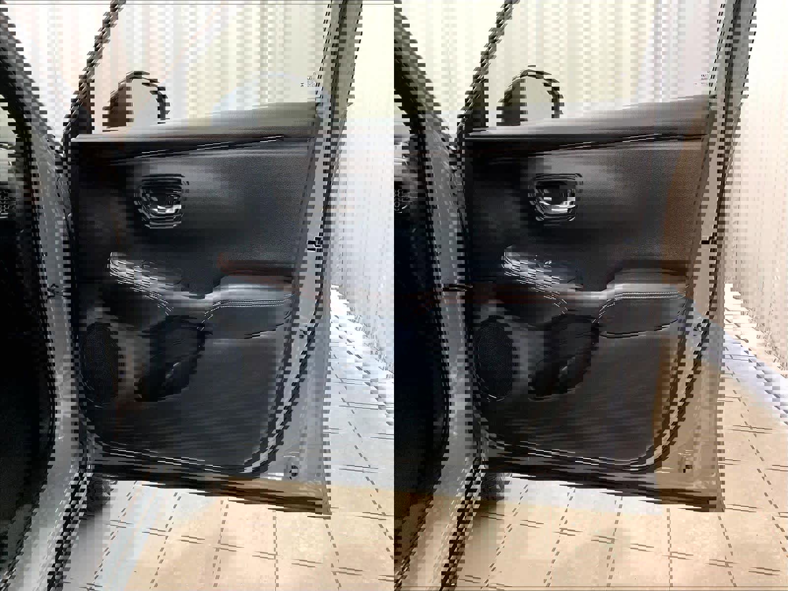 Used 2024 Honda HR-V Sport image 12