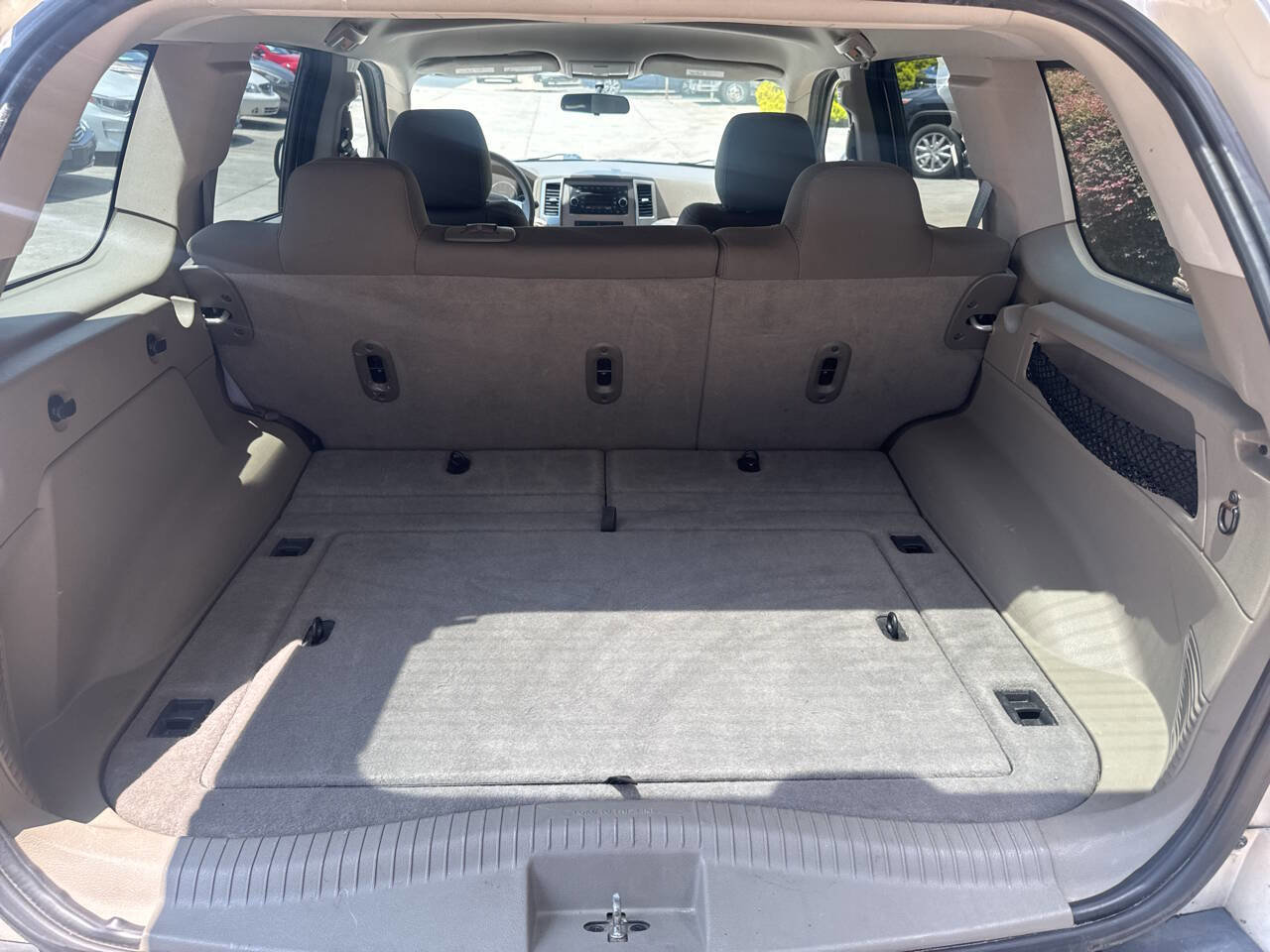 Used 2009 Jeep Grand Cherokee Laredo AWD/4WD image 11