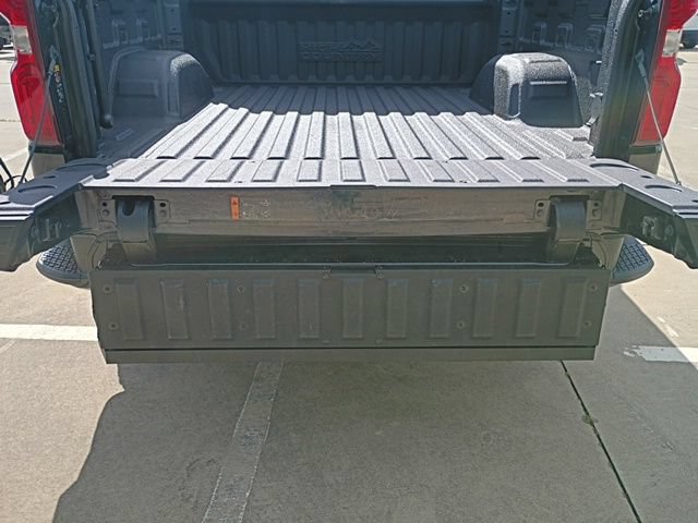 Used 2024 Chevrolet Silverado 1500 High Country w/ Z71 Off-Road Package AWD/4WD image 33