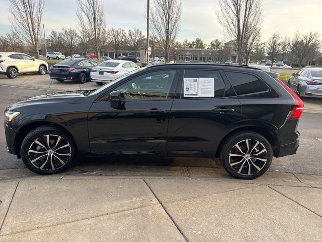 Used 2024 Volvo XC60 B5 Plus image 6