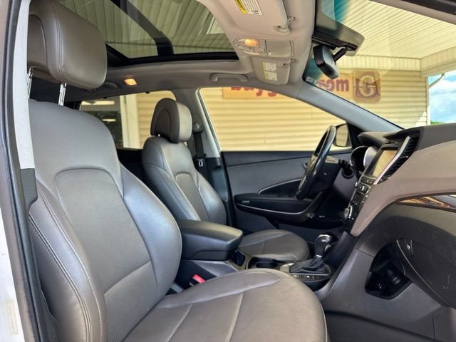 Used 2017 Hyundai Santa Fe Sport w/ Cargo Package AWD/4WD image 26