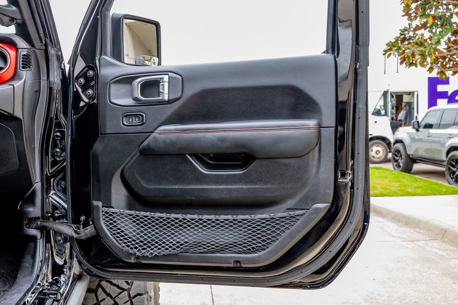 Used 2022 Jeep Gladiator Rubicon w/ LED Lighting Group AWD/4WD image 36