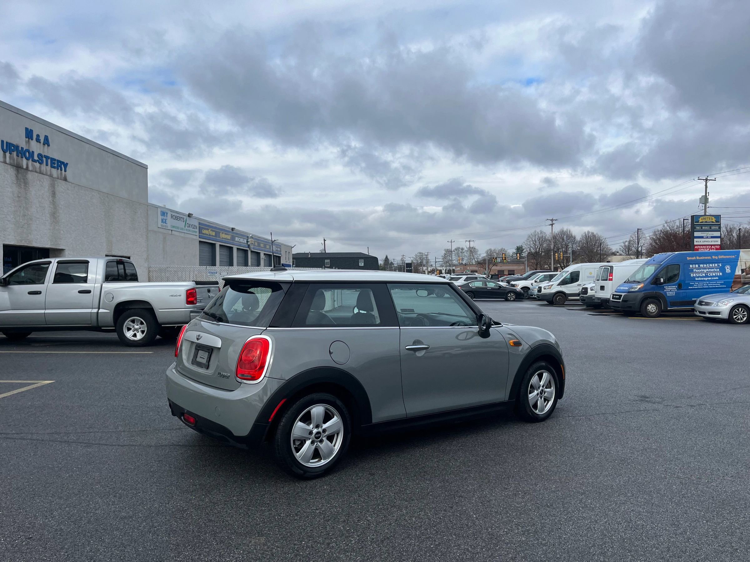 Used 2014 MINI Cooper 2-Door Hardtop image 39