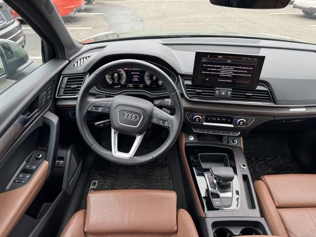 Used 2023 Audi Q5 e Premium Plus w/ Premium Plus Package AWD/4WD image 12