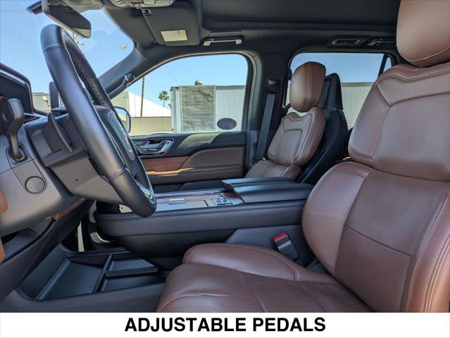 Used 2024 Lincoln Navigator Reserve AWD/4WD image 19