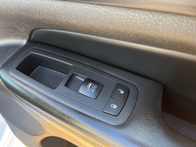 Used 2020 Jeep Grand Cherokee Altitude image 51