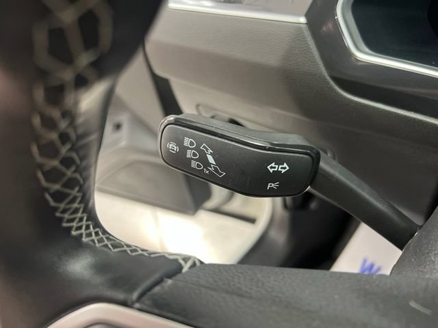 Used 2024 Volkswagen Tiguan SE AWD/4WD image 21
