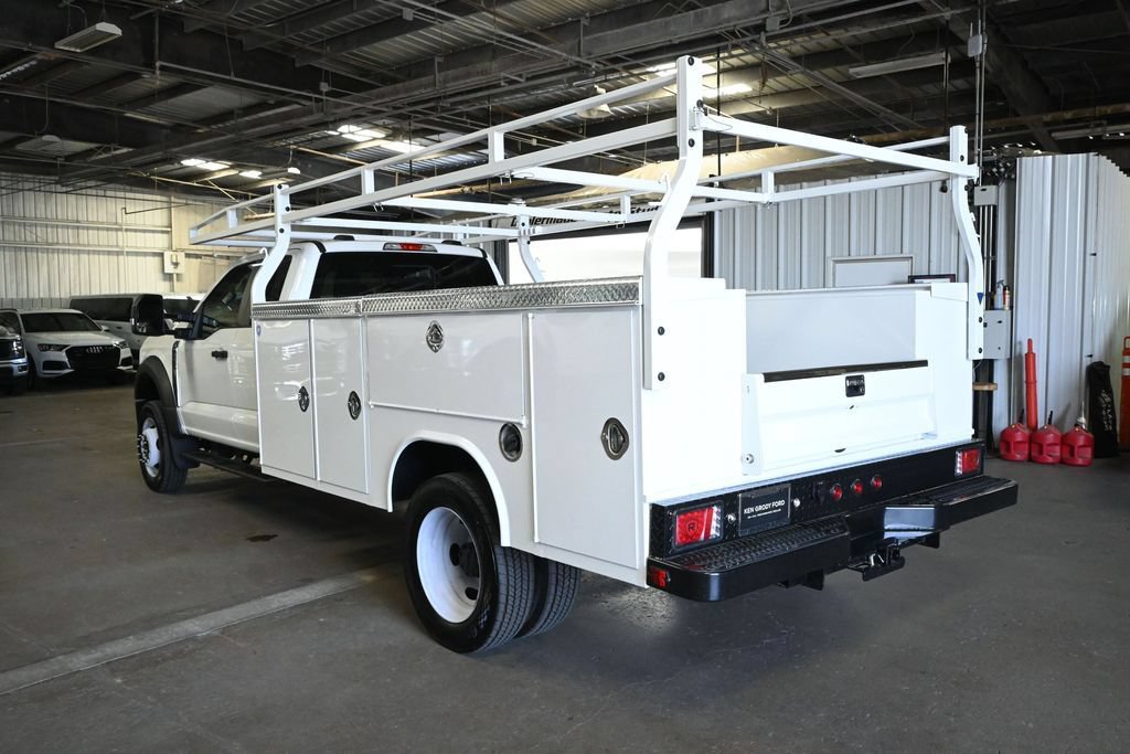 New 2025 Ford F450 XL w/ XL Chrome Package AWD/4WD image 7